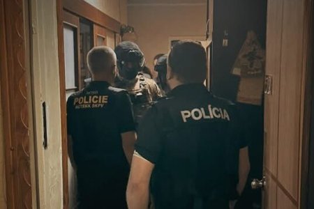 Cesi tvrdia ze Slovensko ich podrazilo pri hrozbach