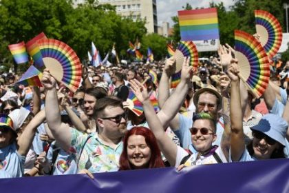 Duhovy Pride v Bratislave prilakal viac ludi ako vlani