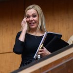Ekonomicky newsfilter Ak vlada minie miliardu na energopomoc