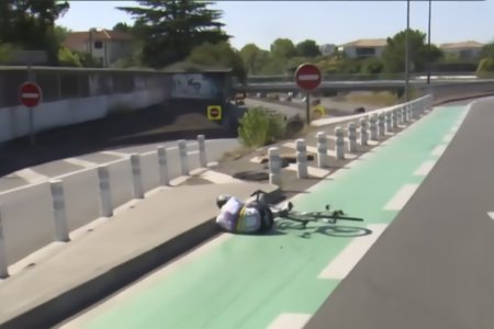 Pogacar nepekne spadol superi ho ferovo pockali Hlava letela k obrubniku som rad ze mam len odreniny