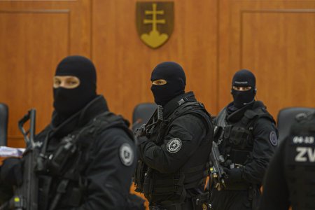 Policajta Vargu po prepusteni vysadili v Brezne