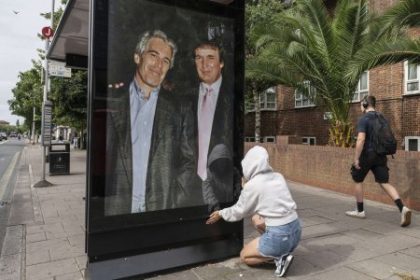 Trumpov svet 179 den Trump nariadil zverejnit dokumenty o Epsteinovi