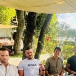 Bratia v mizogynii Ako sa Kalinak a Gluck stretli s Tateovcami
