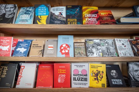Predaje knih rastu pred letom ale nie na Vianoce Knihkupectva organizuju aj letne akcie