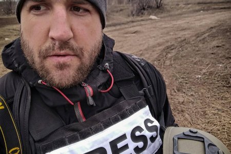 Reporter Forro Fico rozohral nebezpecnu hru so svojimi volicmi