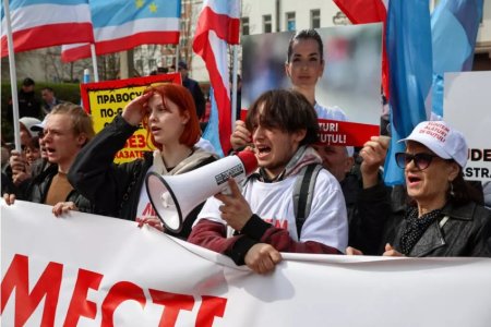 Rozdelene Moldavsko opaet cakaju klucove volby Potvrdia zblizovanie s EU alebo pride gruzinsky scenar