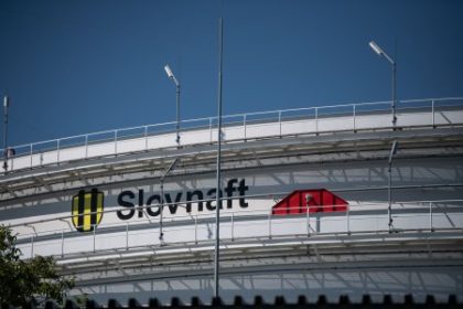 Slovensko a Madarsko sa stazuju na poskodeny ropovod Druzba