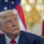 Trumpov svet 193 den Trump zaviedol nove cla znovu Kanadu a Braziliu tresta aj za vnutornu politiku