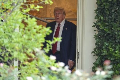 Trumpov svet 196 den Neprijalo sa mu nezamestnanost dal vyhodit sefku statistik
