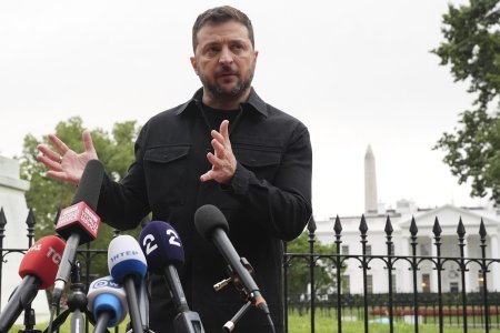 Trumpov svet 212 den Prezident tvrdi ze dohodol stretnutie Zelenskeho s Putinom ten mlci