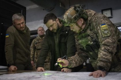 Vyvoj bojov Velka sovietska armada poraza malu armadu