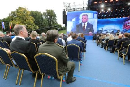 Dcera povstalca premierovi V demokracii nemate pravo citovat komunisticke ikony vo verejnych prejavoch