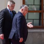 Konsolidovat by mal aj Orban on vsak rozdava Preco si to moze dovolit