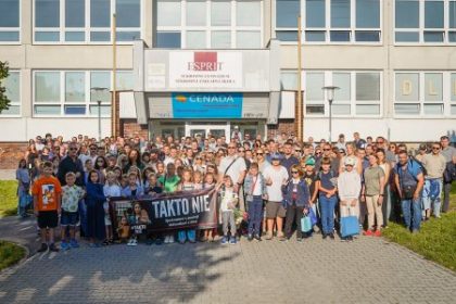 Na viac ako 100 sukromnych skolach sa skolsky rok zacal protestami proti reforme Druckera