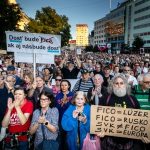 Novu vlnu protestov odstartoval Hlina ultimatom pre Fica Gaspar musi do tyzdna ako riaditel SIS skoncit plus video