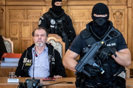 Proces s utocnikom na premiera sa blizi ku koncu