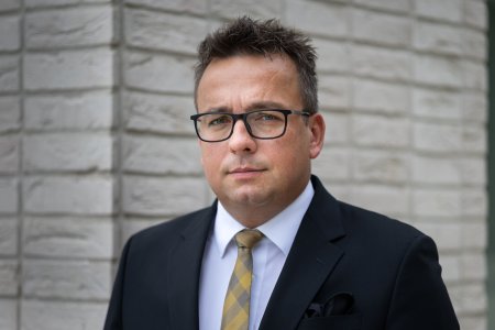 Profesor trestneho prava Stremy Trest verejnoprospecnych prac pri kradeziach nestaci