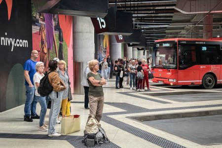 Stat podcenil privatizacnu zmluvu kritika uprav v Bratislave