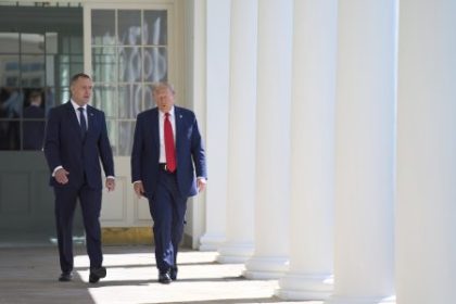 Trumpov svet 227 den Ak nas Putin nepotesi zacnu sa diat veci hrozil Trump na stretnuti s polskym prezidentom