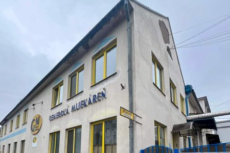Zadlzena gemerska mliekaren sa rozpredava po bankrote