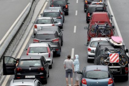 Automobilky chcu zakaz spalovakov ktory im umozni predaj