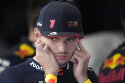 Red Bull vyvija rychlejsie nez McLaren Verstappen sa vracia