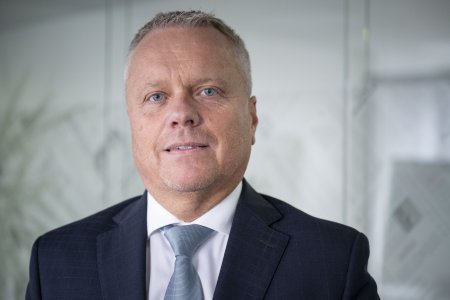 Sme na hrane hovori sef kontrolorov o konsolidacii