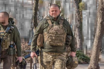 Zaluznyj napisal ako Ukrajina moze porazit Rusko