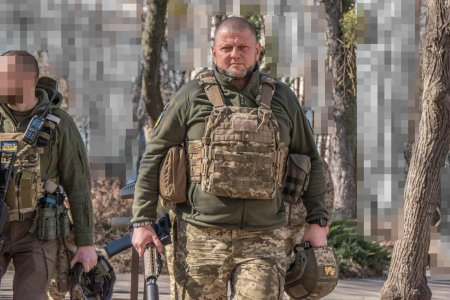 Zaluznyj napisal ako Ukrajina moze porazit Rusko