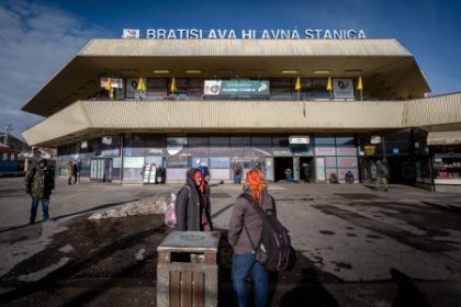 Zeleznice daju vypovede prevadzkam na Hlavnej stanici