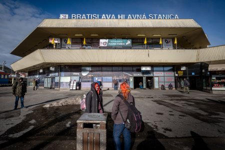 Zeleznice daju vypovede prevadzkam na Hlavnej stanici