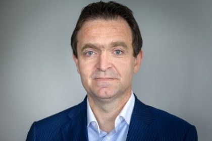 Byvaly premier Odor Ludia v krcme mi radia ako robit politiku
