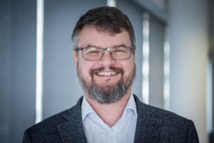 Ekonomicky newsfilter Byvaly vicepremier Holy a jeho sluby su znova na scene