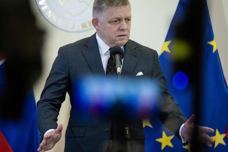 Europska komisia zacala konanie voci Slovensku pre novelu ustavy
