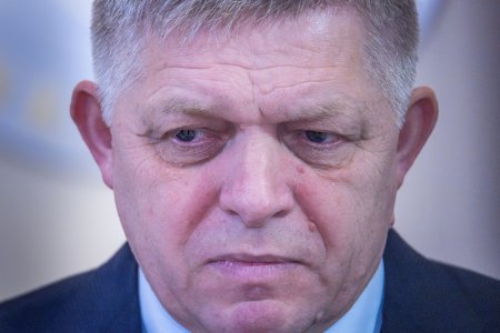 Ekonomicky newsfilter Ekonomovia nevidia cestu k zazraku Roberta Fica
