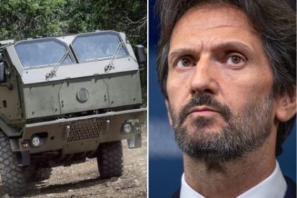 Kalinak zvysuje kontrakt so Strnadovou Tatrou o miliardu