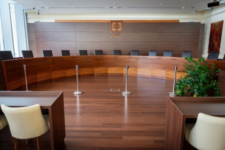 Koalicny zakon o mimovladkach je protiustavny