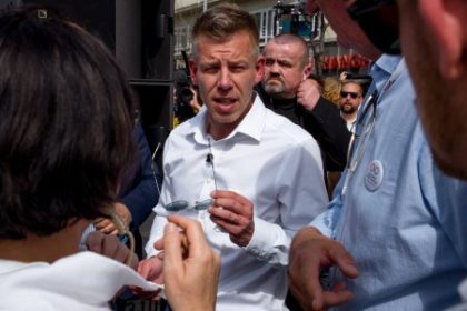 Magyar slubuje vyhostenie slovenskeho velvyslanca Orbanov vyzyvatel chysta protest pre Benesove dekrety