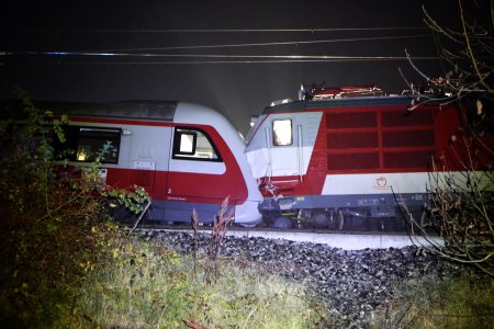Pol roka pred zrazkou v Pezinku dostali zelezniciari odporucanie instalovat dalsie semafory