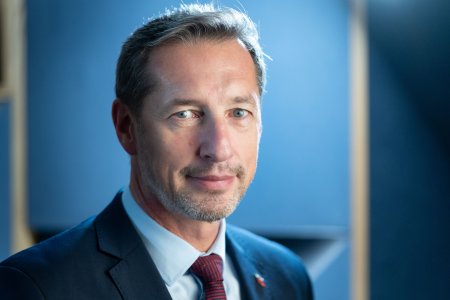 Predseda KDH Majersky Fico utoci cez manzelku ukazuje aky je maly