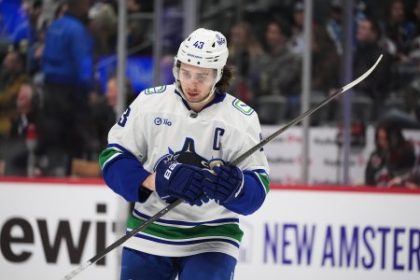 Rano s NHL Nemec zostava New Jersey neponuklo dost za Hugha Quinna Vitazom licitovania je Minnesota
