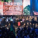 Rok 2025 v kulture Medzi demolacnym valcom a kreativnym odporom