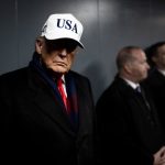 Trumpov svet Priaznivcov MAGA rozhorcil utok na rezisera