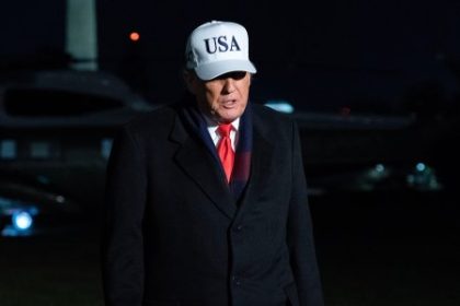 Trumpov svet Rozpada sa MAGA Republikani v Indiane sa vzopreli