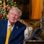 Trumpovci proti EU Americania uvalili sankcie na ex eurokomisara a aktivistku Macron ich kritizuje