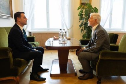 Konflikt aky Cesko dlho nezazilo Prezident obvinil ministra zahranicia z vydierania