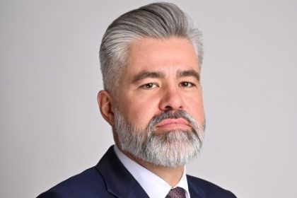 Medilna rada neakane odvolala riaditea Hovor sa o politickom tlaku