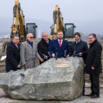 Prijazd z dialnice utajovana podzemna cast a nafuknutie kapacity na 1500 lozok Sasko predstavil plan pre bratislavsku nemocnicu