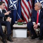 Trumpov svet 368 den Trump dostava vsetko za nic Cast Gronska ma byt de facto americka