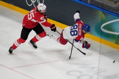 Chvilu bolo treba drzat palce Cechom a chvilu Svajciarom Co je na tom zlozite